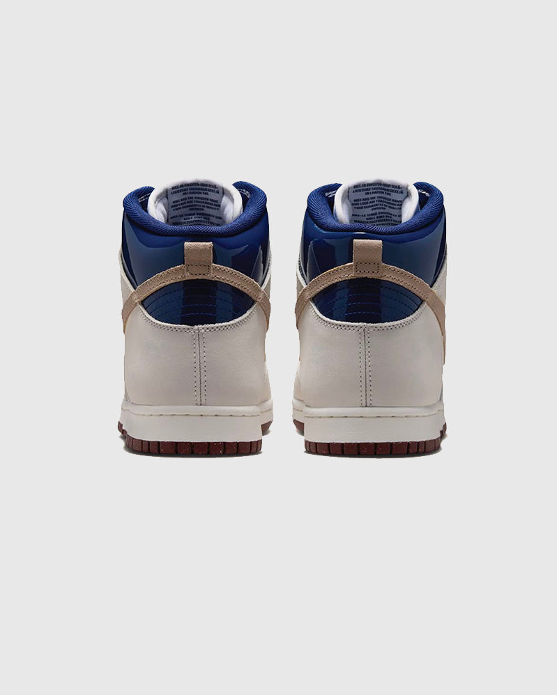 Nike SB - Dunk Hi x Beyond
