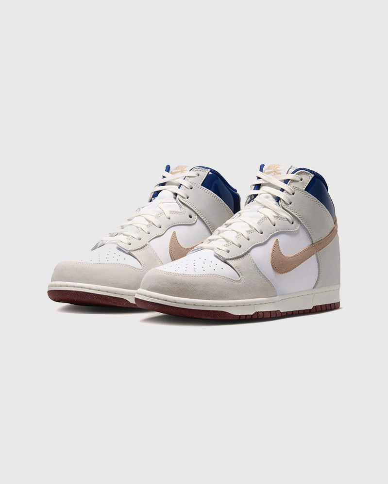 Nike SB - Dunk Hi x Beyond