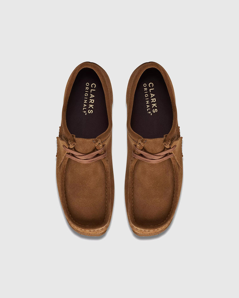 Clarks wallabee cola