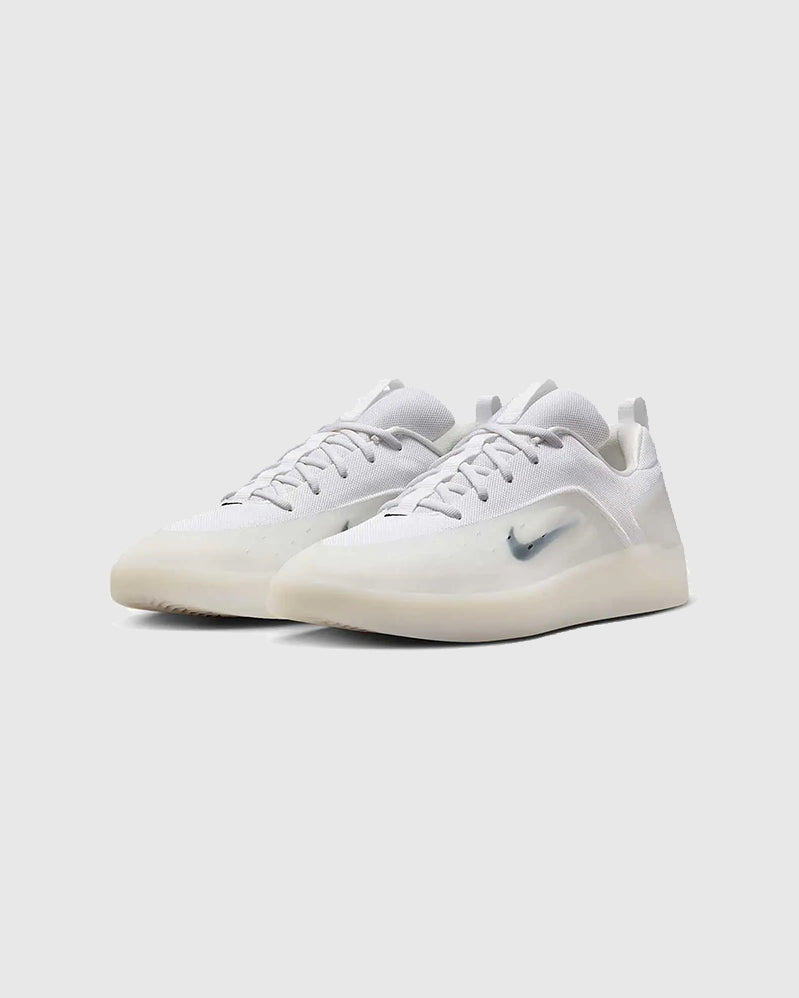 Nike SB - Nyjah 4 - White/Black