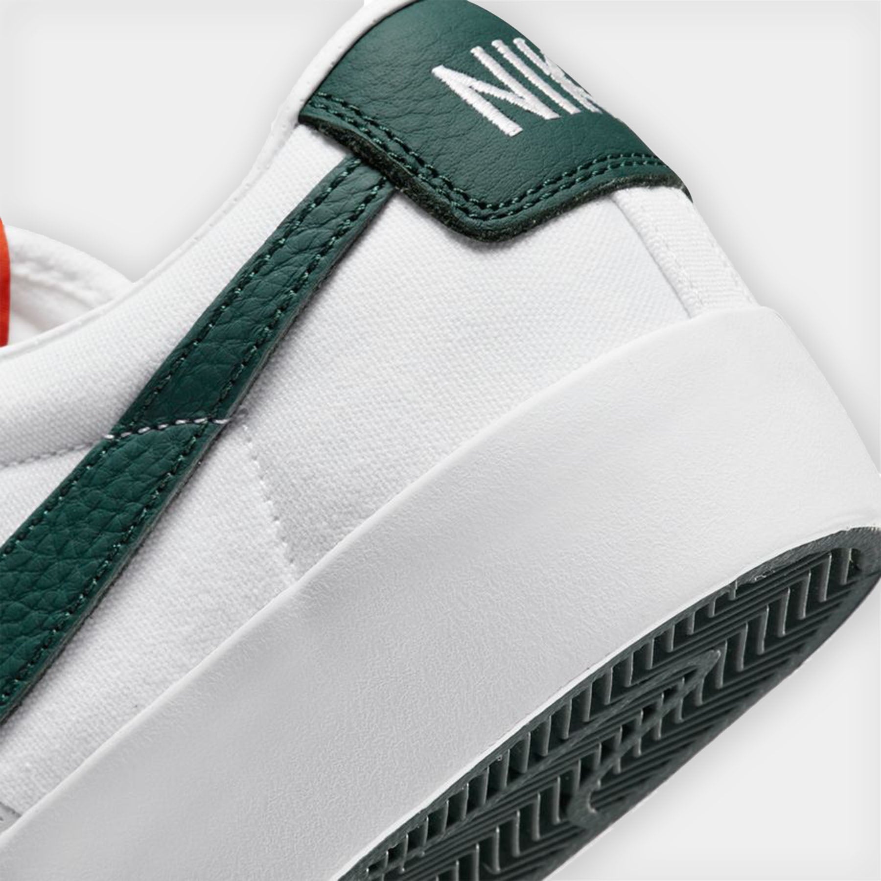 Nike Sb - Blazer Low Pro GT ISO
