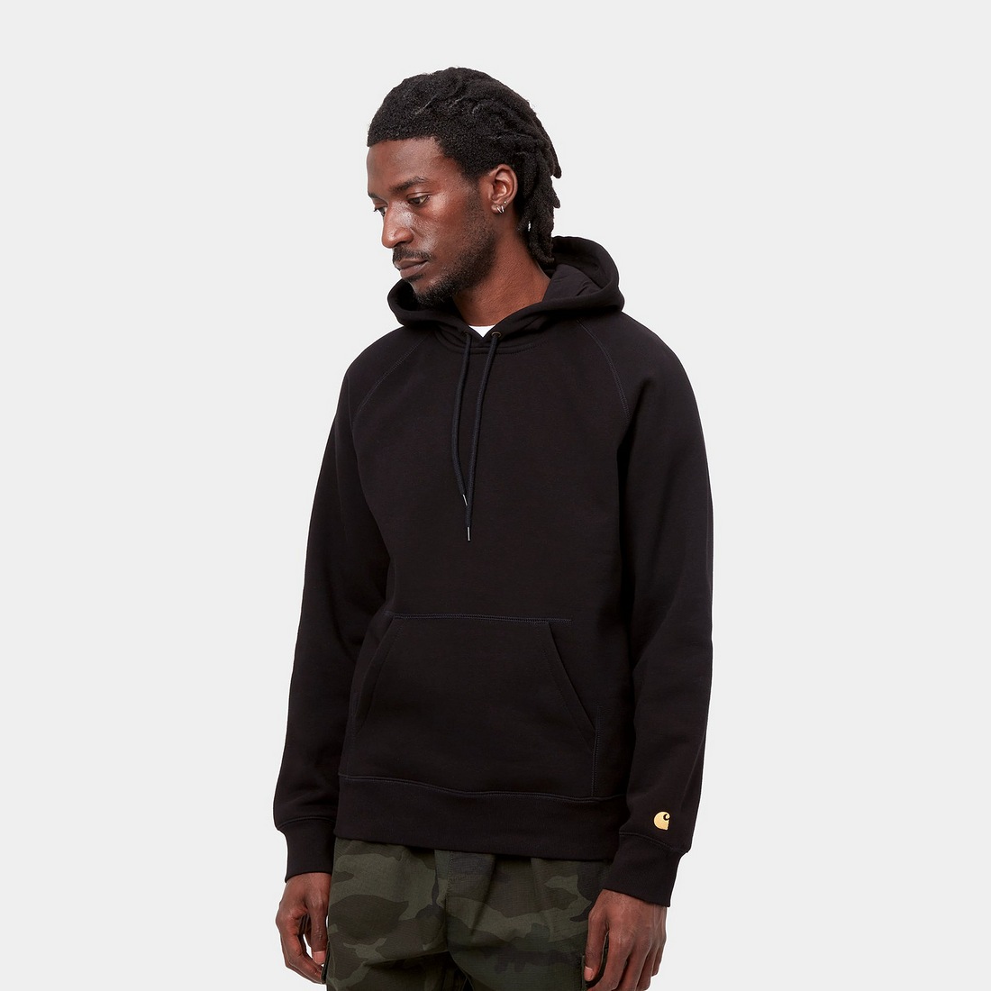 black hoodie carhartt