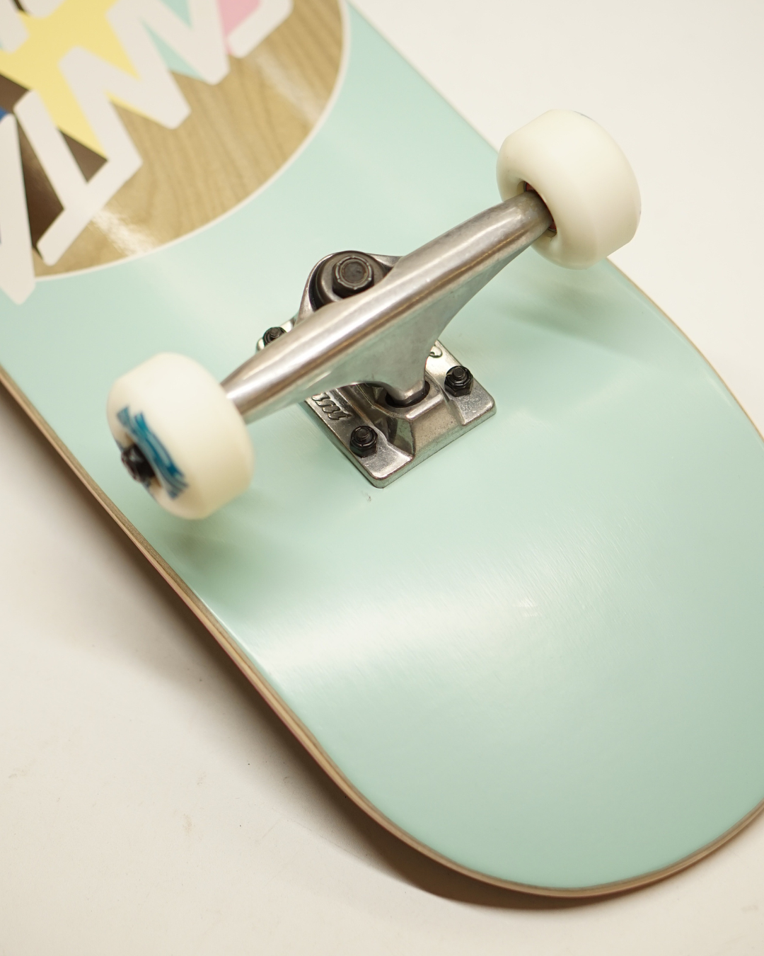 Santa Cruz Complete - Delta Birch - 8.125&quot;