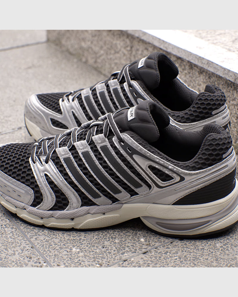 Adidas - Control 5 - Black/Silver