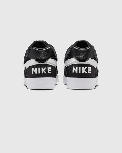 Nike SB Shoes - Delta Force Vulc - Black / White