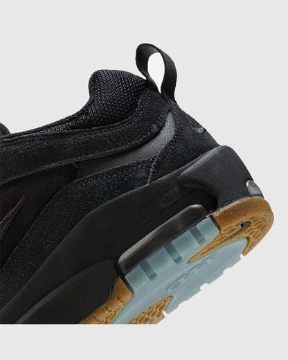 Nike SB - Air Max Ishod - Black/Black/Black