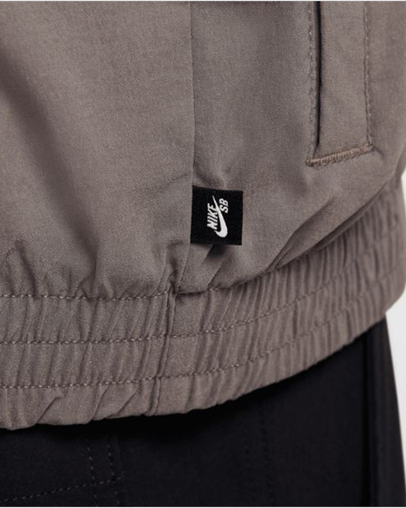 Nike SB Jacket - Woven - Sequoia / Cave Stone