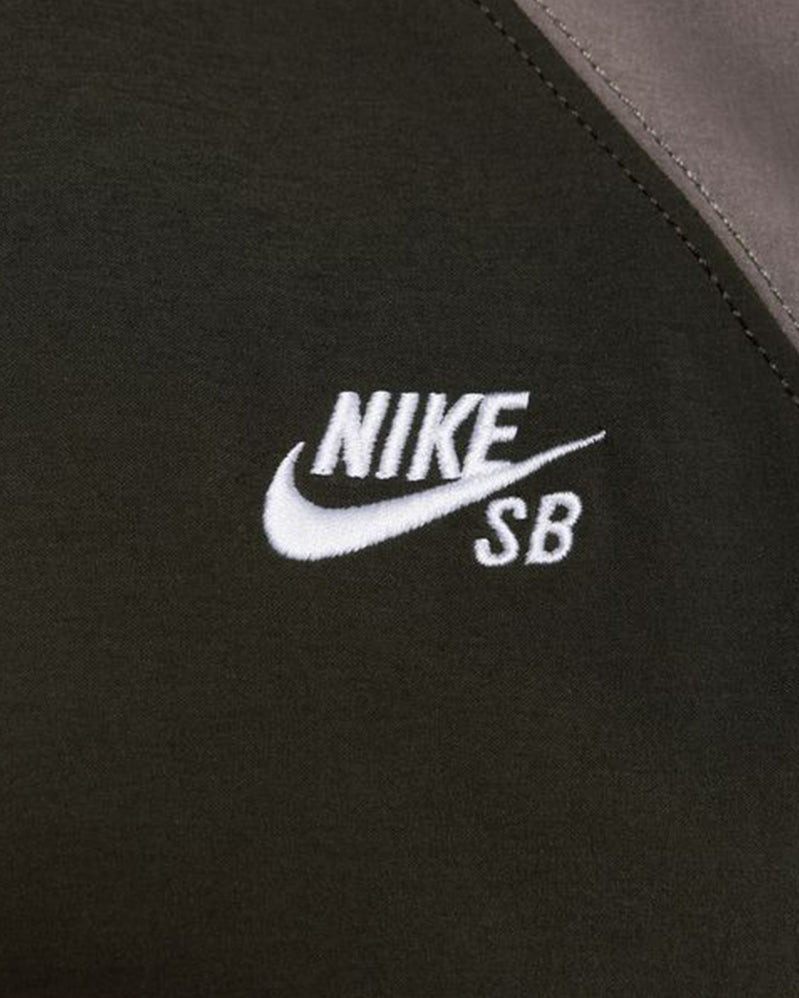 Nike SB Jacket - Woven - Sequoia / Cave Stone