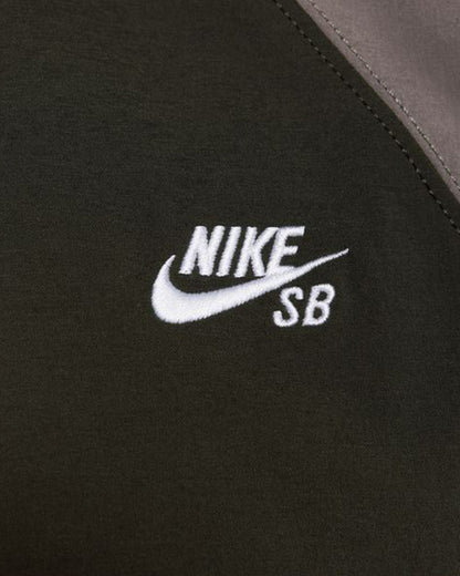 Nike SB Jacket - Woven - Sequoia / Cave Stone