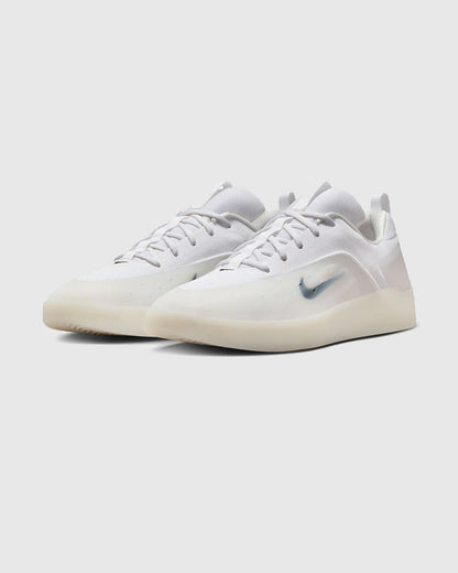 Nike SB - Nyjah 4 - White/Black