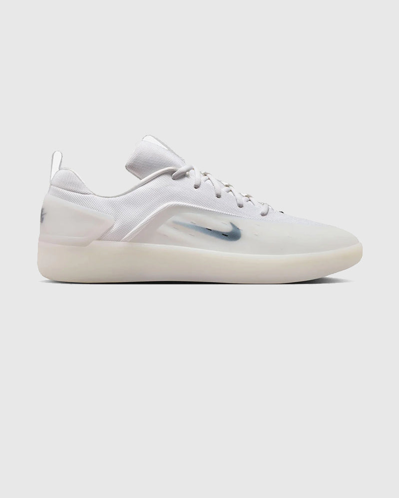 Nike SB - Nyjah 4 - White/Black
