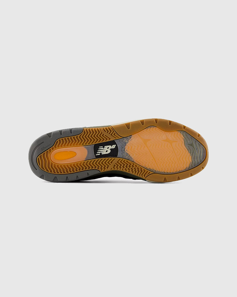 NB Numeric - 933 Reynolds - Black/Dark Olivine