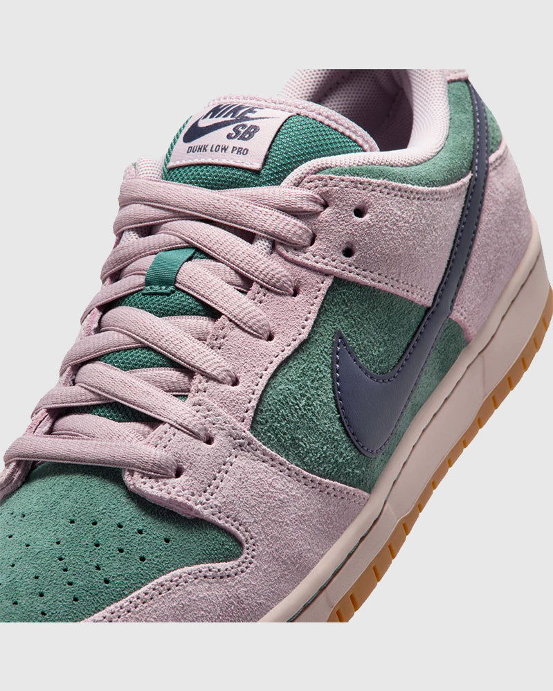 Nike SB - Dunk Low - Mineral Slate/Dark Raisin