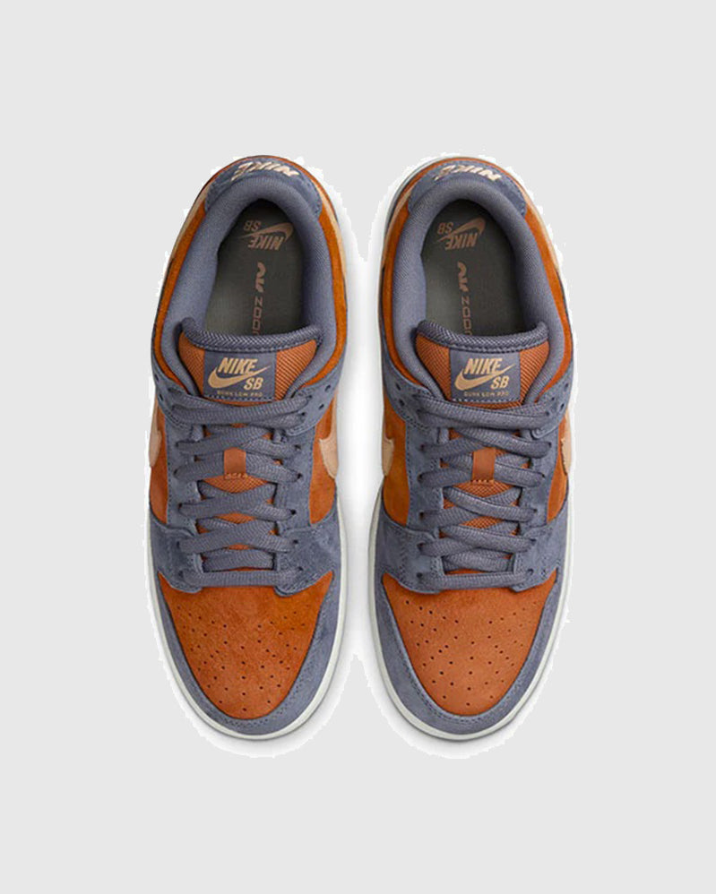 Dunk SB Low Carbon Sesame Monarch