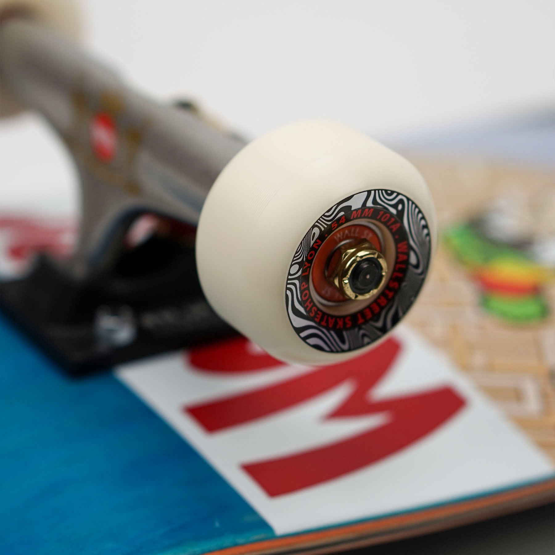 Wallstreet Skateboard Complet - Les Gaulois Champix Premium